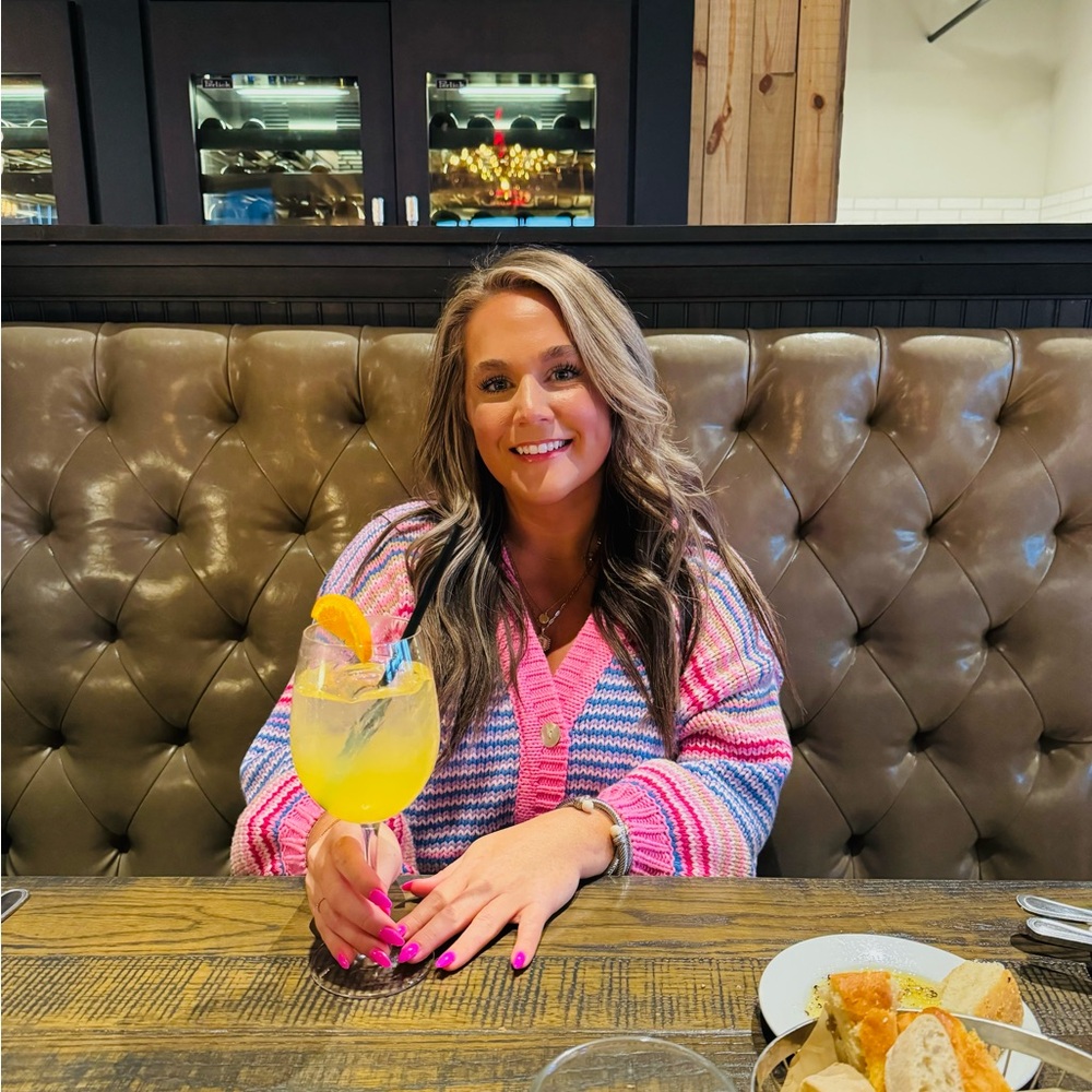 Meet your Posher, Meagan